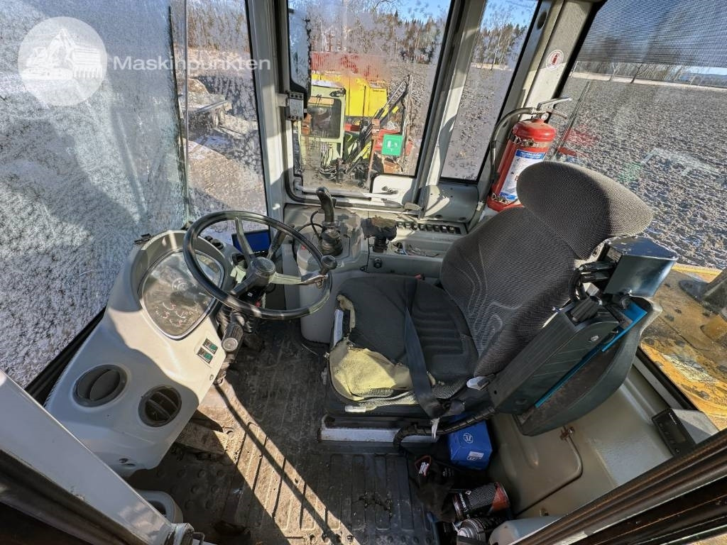 Колёсный погрузчик Hyundai HL 730 TM-7: фото 13 Колёсный погрузчик Hyundai HL 730 TM-7: фото 13