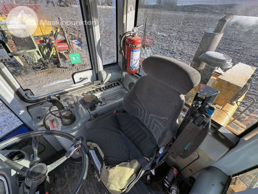 Колёсный погрузчик Hyundai HL 730 TM-7: фото 14 Колёсный погрузчик Hyundai HL 730 TM-7: фото 14