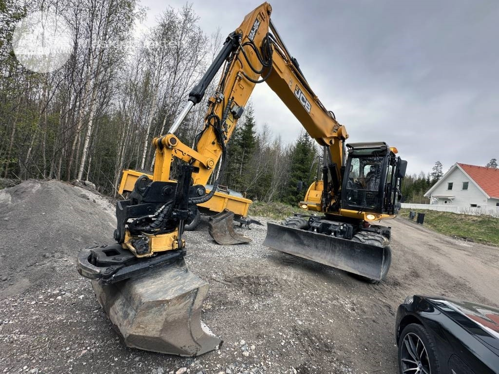 JCB JS 145 W - Колёсный экскаватор: фото 1 JCB JS 145 W - Колёсный экскаватор: фото 1