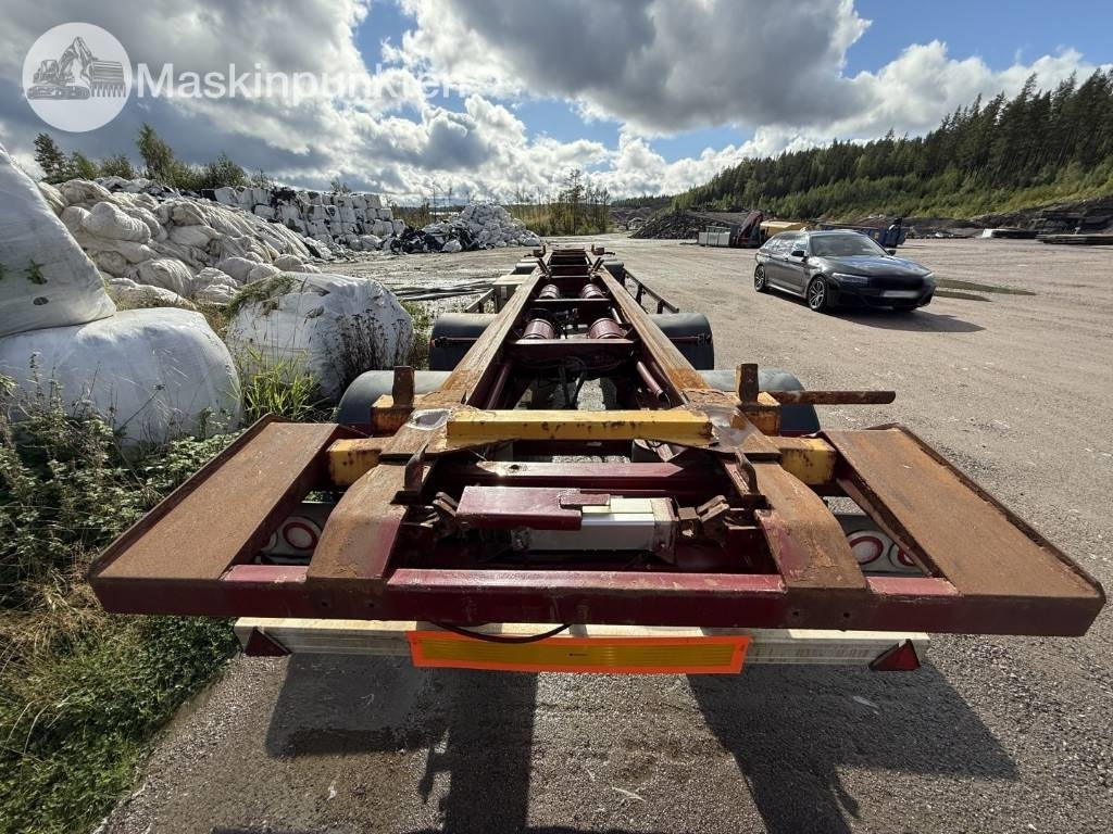 Jyki V42-WO - Прицеп мультилифт/ Бункеровоз: фото 4 Jyki V42-WO - Прицеп мультилифт/ Бункеровоз: фото 4