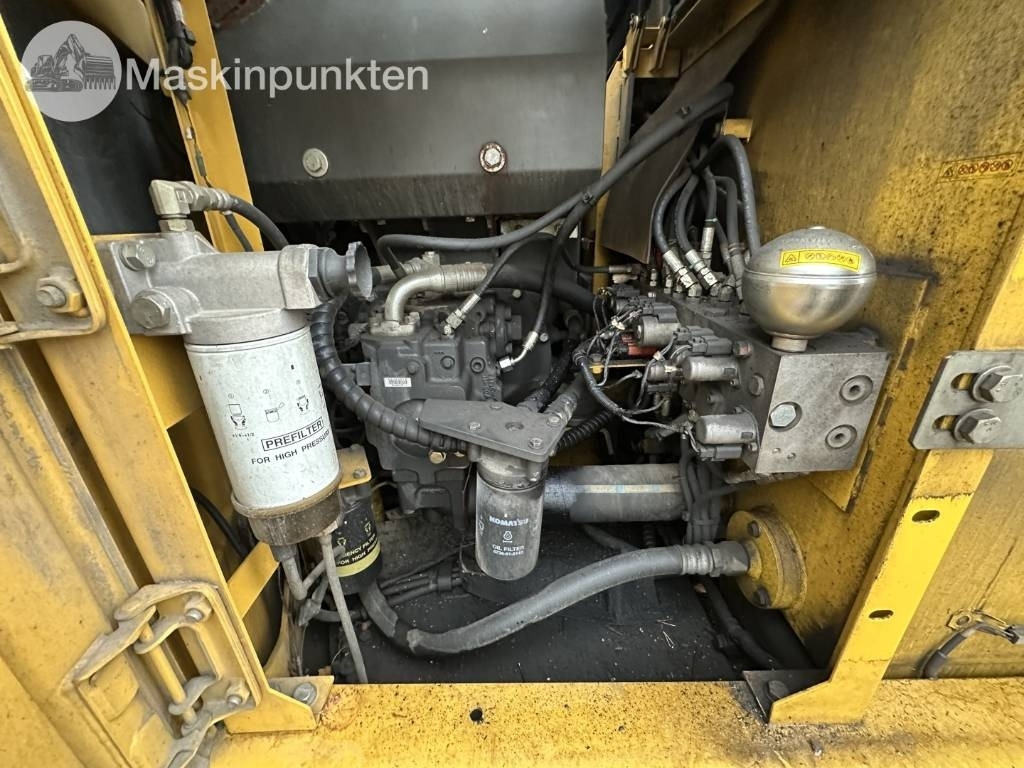 Колёсный экскаватор Komatsu PW 148-8: фото 40