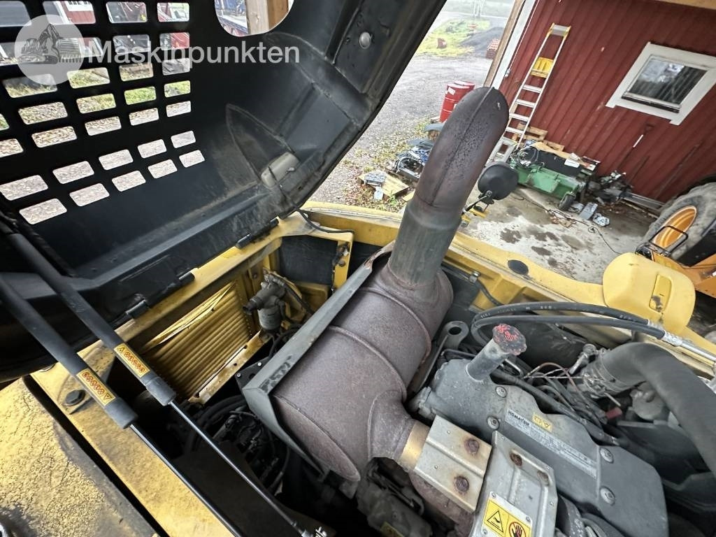 Колёсный экскаватор Komatsu PW 148-8: фото 46