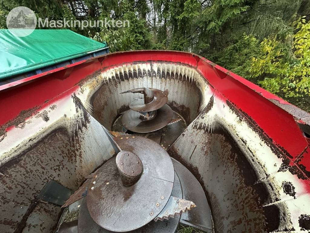 Кормораздатчик Kverneland Siloking TrailedLine Duo 2218-20: фото 20 Кормораздатчик Kverneland Siloking TrailedLine Duo 2218-20: фото 20