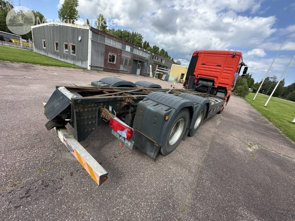 MAN TGX 28.530 LAXO - Грузовик-шасси: фото 5 MAN TGX 28.530 LAXO - Грузовик-шасси: фото 5