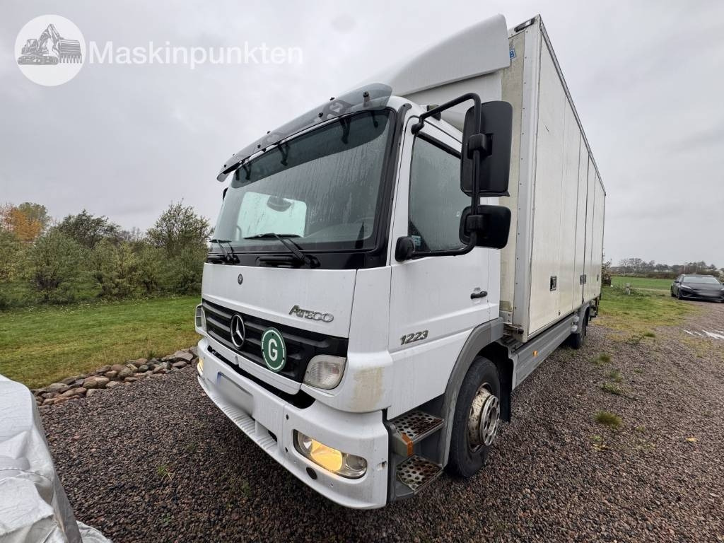 Mercedes-Benz Atego 1223 - Грузовик с закрытым кузовом: фото 1 Mercedes-Benz Atego 1223 - Грузовик с закрытым кузовом: фото 1