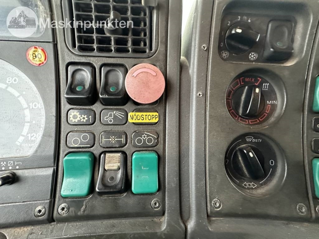 Самосвал Scania 124 G 400: фото 26