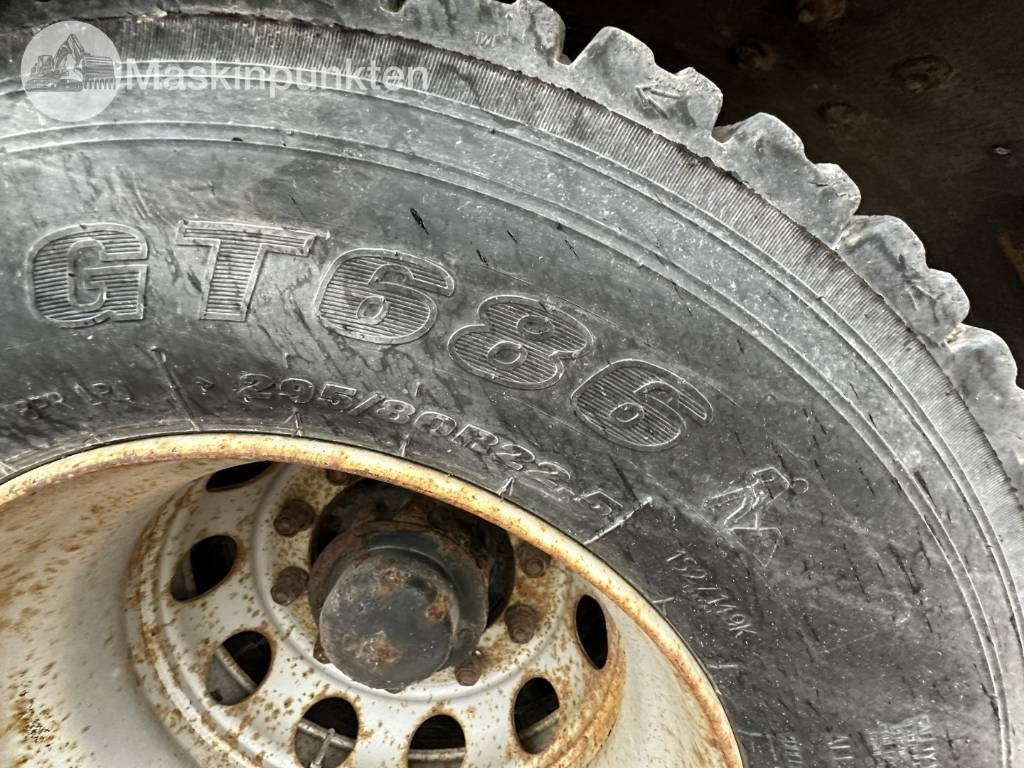 Самосвал Scania 124 G 400: фото 37