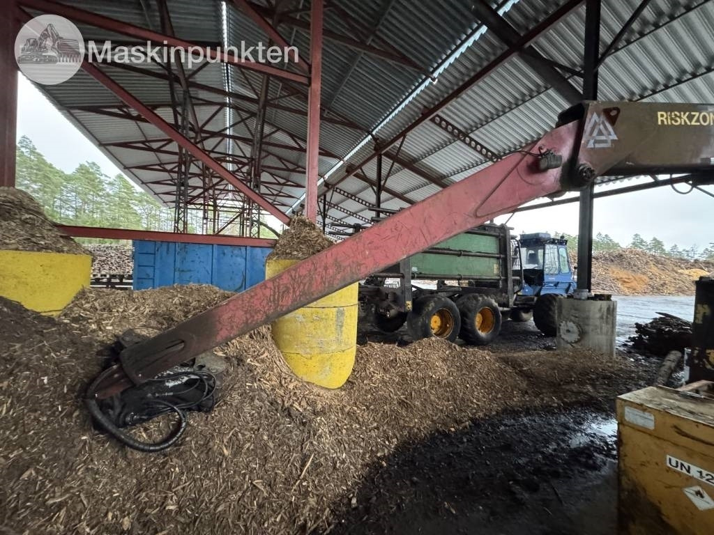 Scania P 124 G med Timberman - Лесовоз: фото 4 Scania P 124 G med Timberman - Лесовоз: фото 4