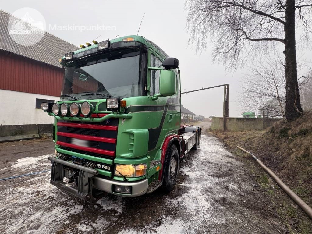 Scania R 164-580 - Крюковой мультилифт: фото 2 Scania R 164-580 - Крюковой мультилифт: фото 2