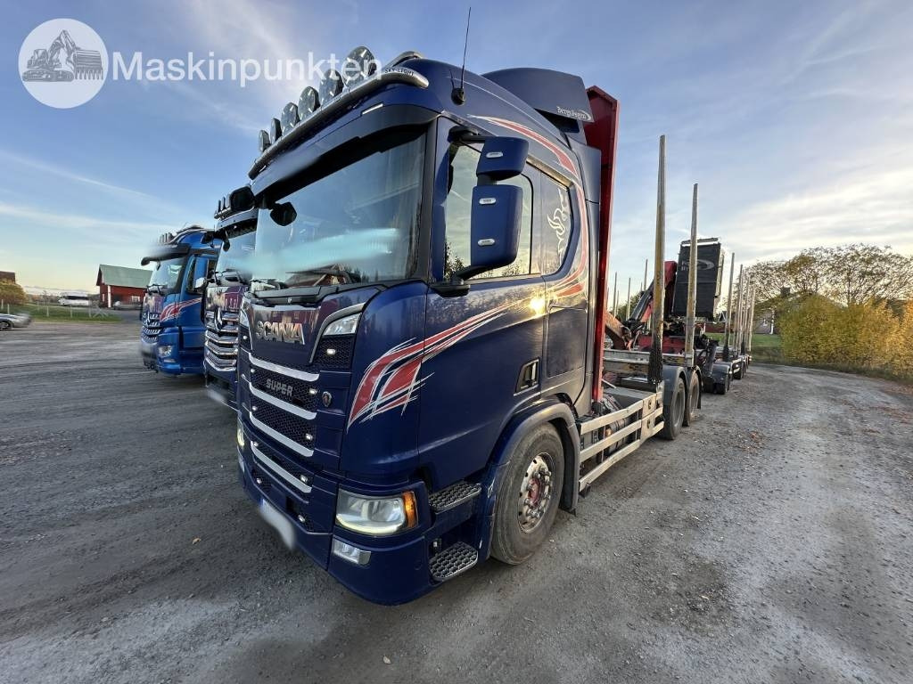 Scania R 580 timmerbil med kran - Лесовоз: фото 1 Scania R 580 timmerbil med kran - Лесовоз: фото 1