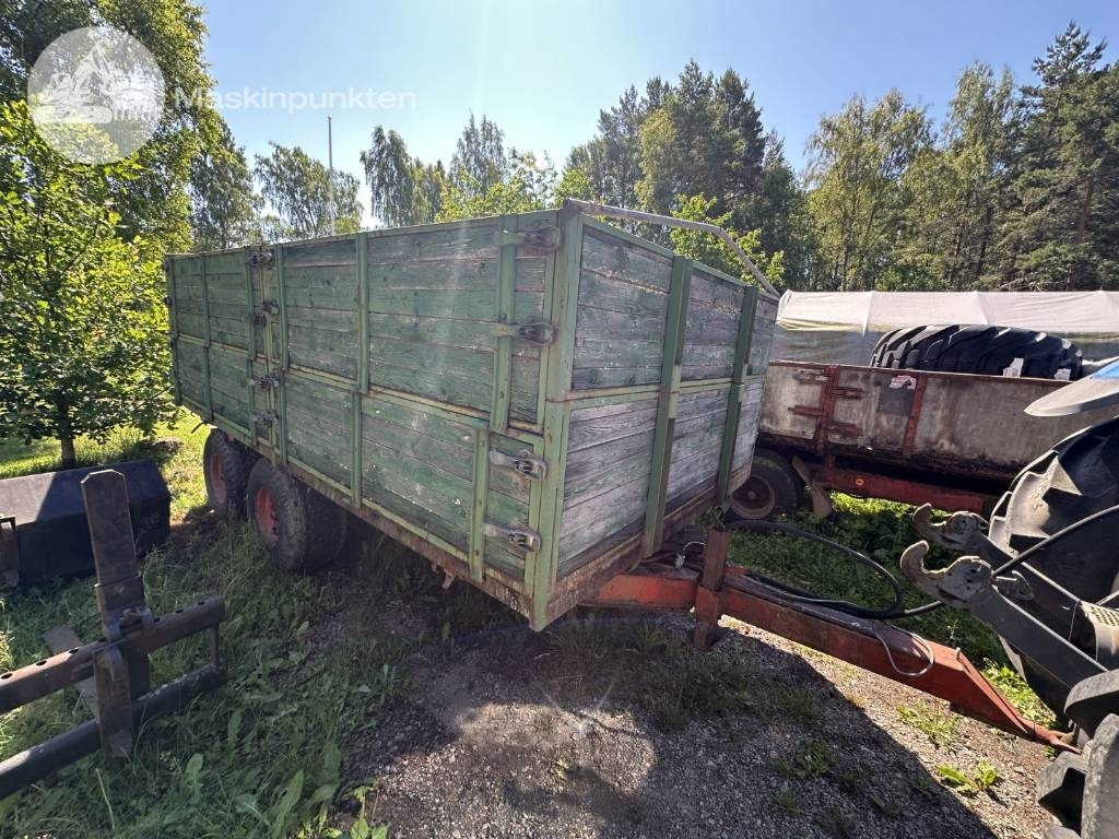 Spannmålsvagn till traktor - Сельскохозяйственный прицеп: фото 1 Spannmålsvagn till traktor - Сельскохозяйственный прицеп: фото 1