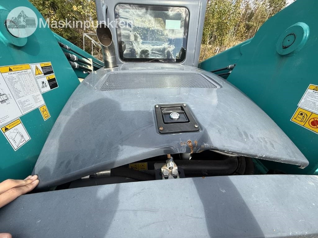 Sunward SWL 3230 - Мини-погрузчик с бортовым поворотом: фото 5 Sunward SWL 3230 - Мини-погрузчик с бортовым поворотом: фото 5