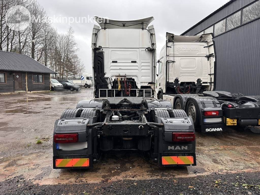 MAN TGX 28.500 - Тягач: фото 4 MAN TGX 28.500 - Тягач: фото 4