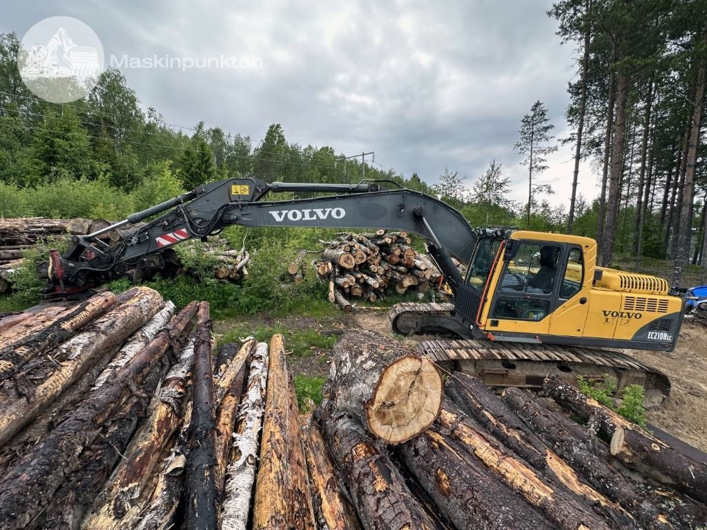 Гусеничный экскаватор Volvo EC 210 B LC: фото 1