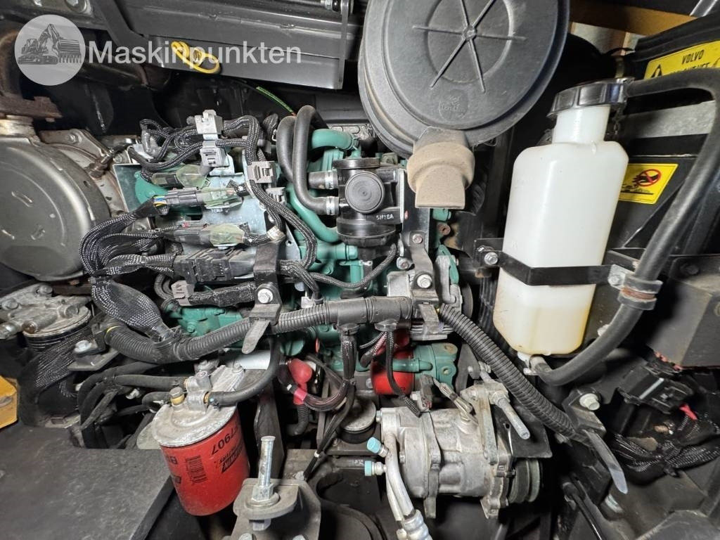 Мини-экскаватор Volvo ECR 88 D: фото 49