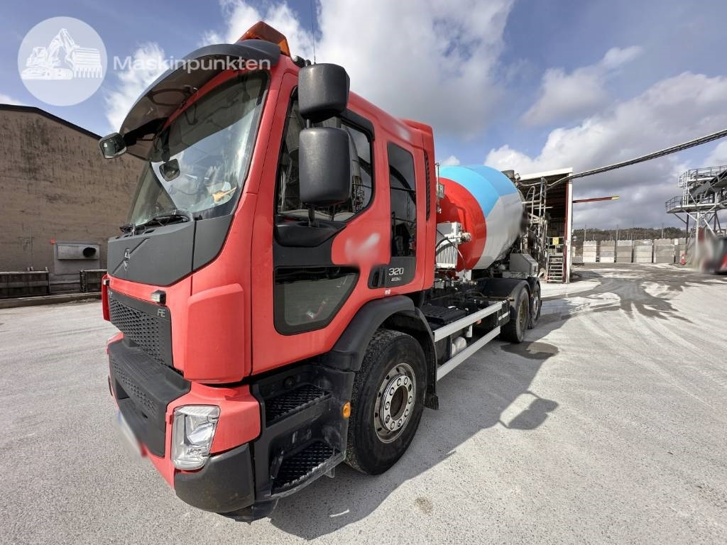Volvo FE 320 - Автобетоносмеситель: фото 2 Volvo FE 320 - Автобетоносмеситель: фото 2
