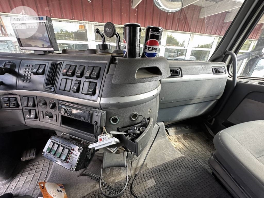 Грузовик-контейнеровоз/ Сменный кузов Volvo FH 12 460 CAMELEONT: фото 32