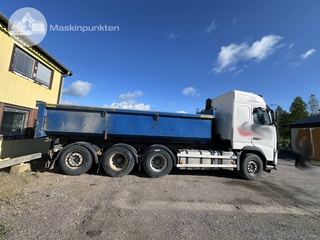 Volvo FH 500 - Крюковой мультилифт: фото 4 Volvo FH 500 - Крюковой мультилифт: фото 4