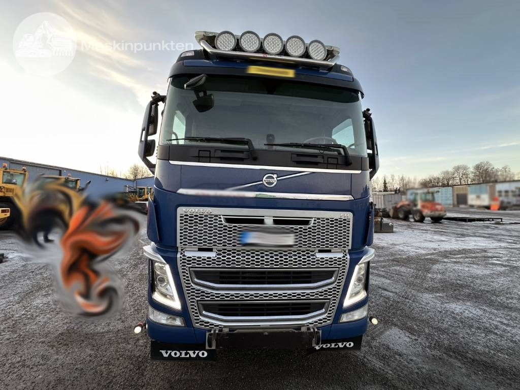 Volvo FH 540 - Автоманипулятор: фото 4 Volvo FH 540 - Автоманипулятор: фото 4