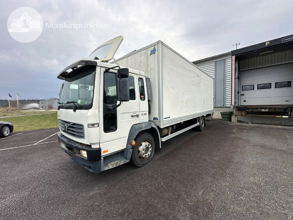 Volvo FL 612 - Грузовик с закрытым кузовом: фото 2 Volvo FL 612 - Грузовик с закрытым кузовом: фото 2