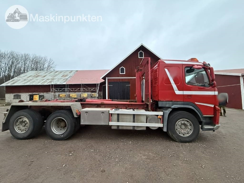 Volvo FM 12 - Крюковой мультилифт: фото 4 Volvo FM 12 - Крюковой мультилифт: фото 4