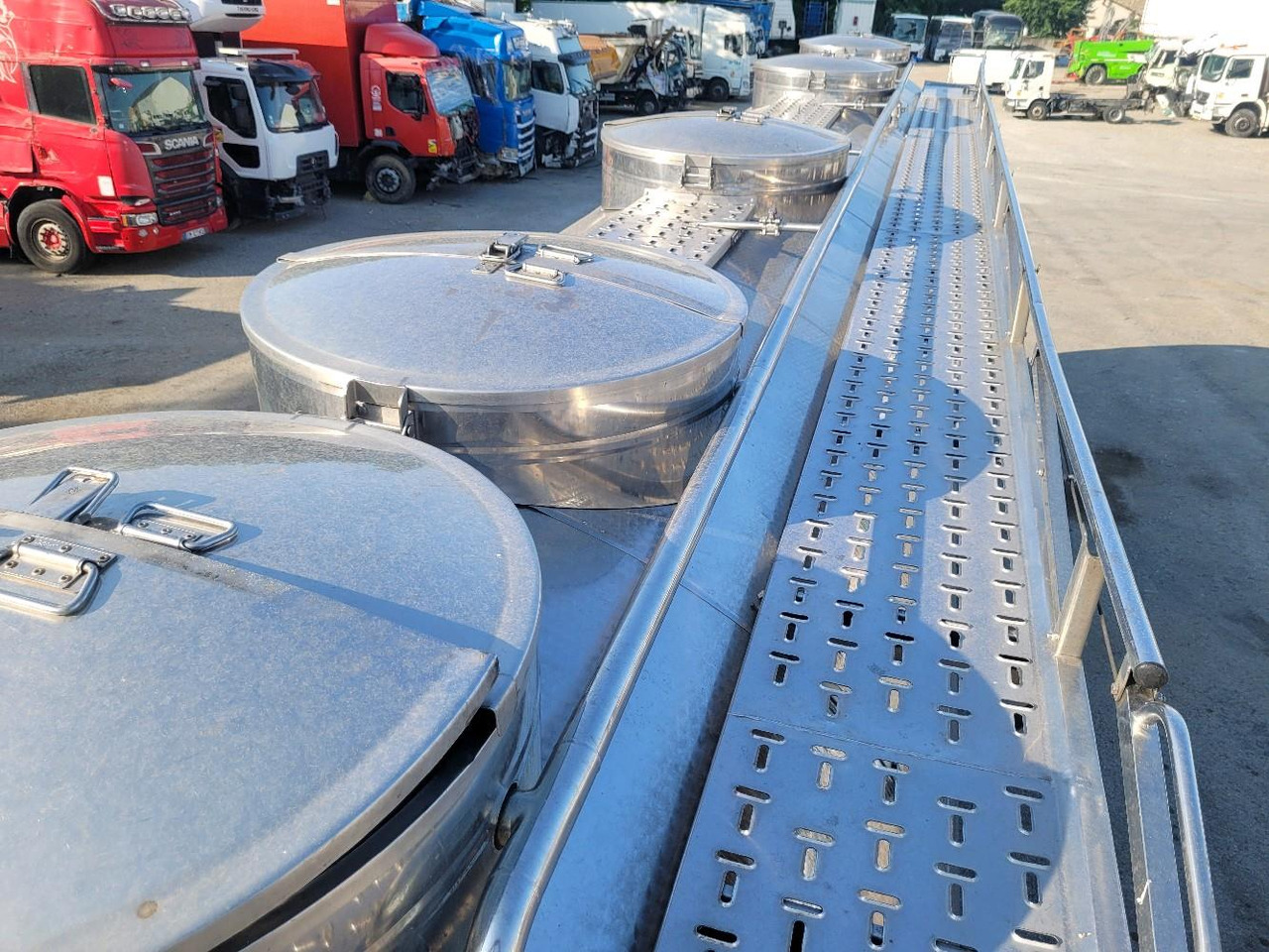 Доильное оборудование, Полуприцеп-цистерна DIVERS SEMI CITERNE LAITI RE FX35DP: фото 17