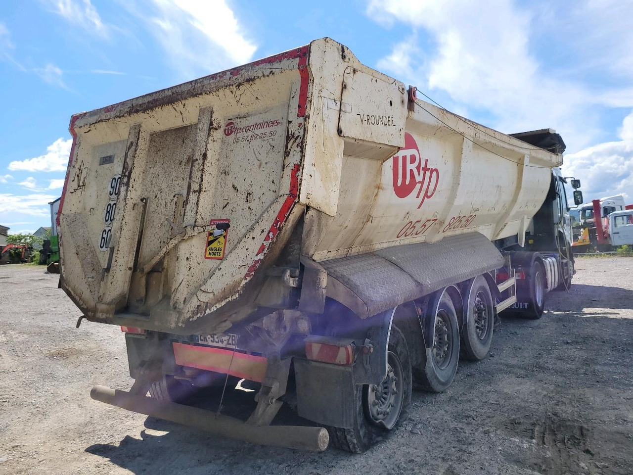 LOUAULT BENNE TP SR39 - Самосвальный полуприцеп: фото 4 LOUAULT BENNE TP SR39 - Самосвальный полуприцеп: фото 4
