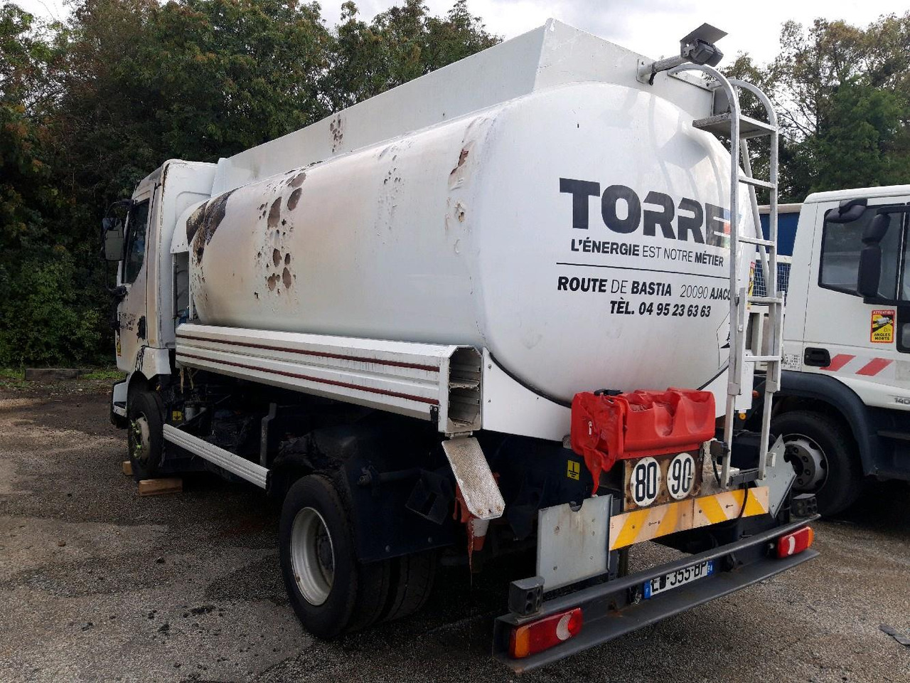 RENAULT MIDLUM CITERNE 7500 в лизинг RENAULT MIDLUM CITERNE 7500: фото 7