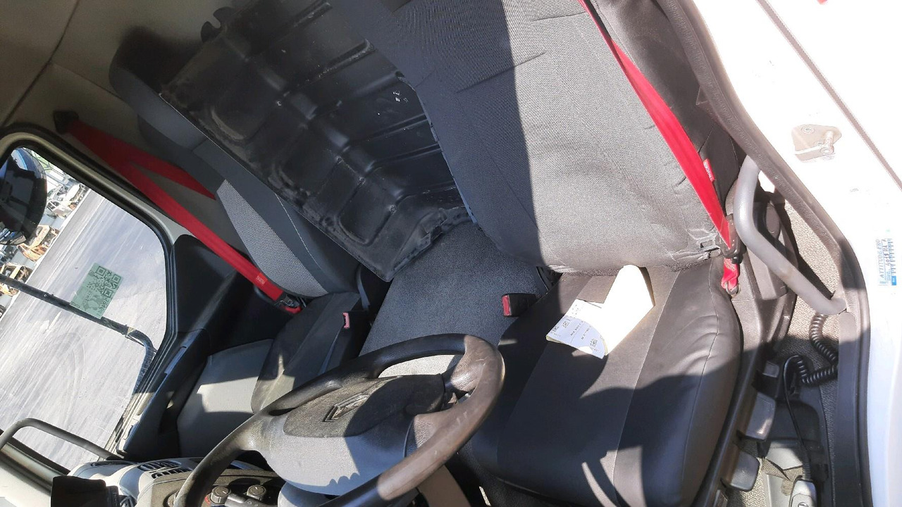 RENAULT PORTEUR FRIGO D в лизинг RENAULT PORTEUR FRIGO D: фото 11 RENAULT PORTEUR FRIGO D в лизинг RENAULT PORTEUR FRIGO D: фото 11