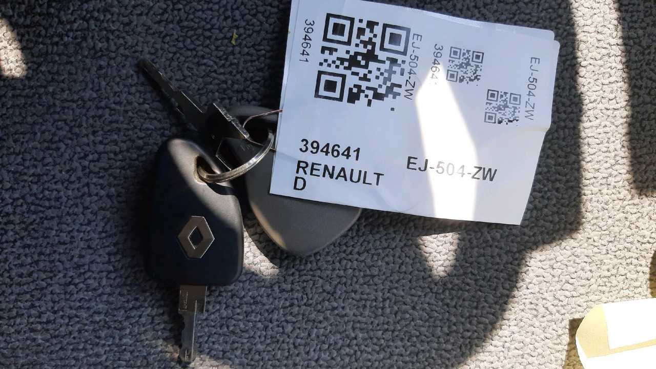 RENAULT PORTEUR FRIGO D в лизинг RENAULT PORTEUR FRIGO D: фото 15 RENAULT PORTEUR FRIGO D в лизинг RENAULT PORTEUR FRIGO D: фото 15