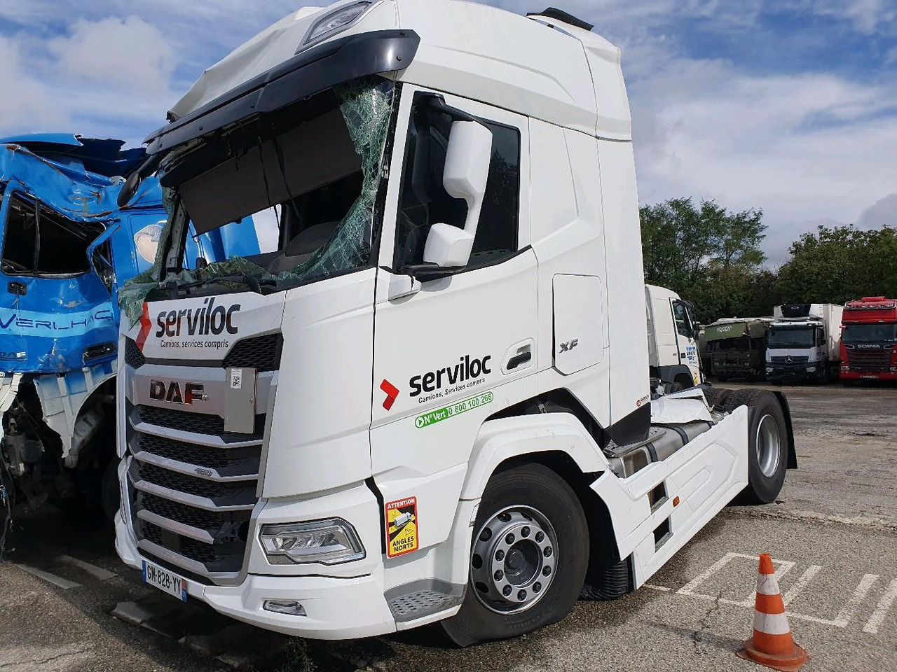 Фото интерьера 2: Тягач DAF XF 480 Фото интерьера 2: Тягач DAF XF 480