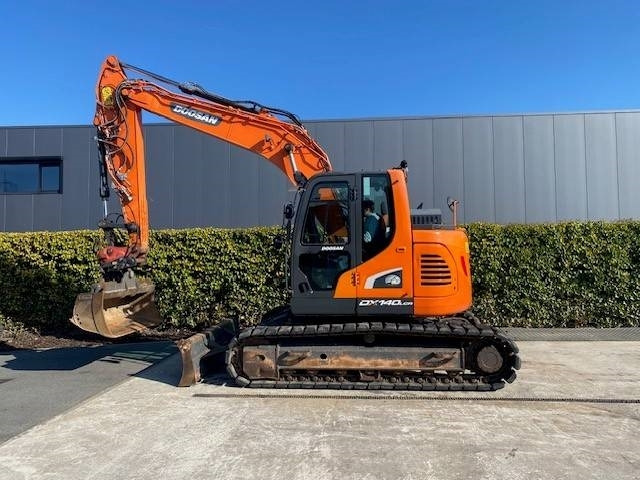 Doosan DX140 LCR-5 - Гусеничный экскаватор: фото 3 Doosan DX140 LCR-5 - Гусеничный экскаватор: фото 3