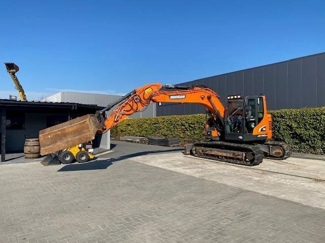 Doosan DX140 LCR-5 - Гусеничный экскаватор: фото 4 Doosan DX140 LCR-5 - Гусеничный экскаватор: фото 4