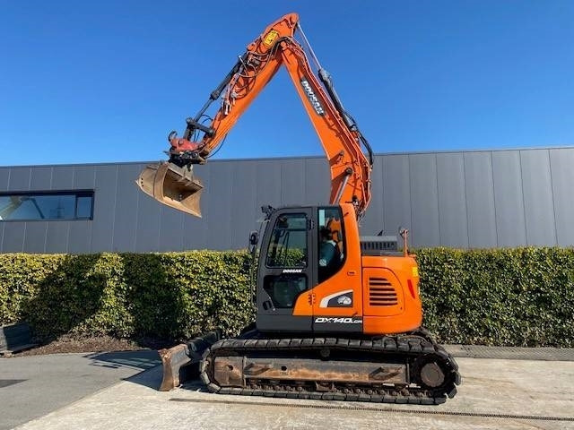 Doosan DX140LCR-5 - Гусеничный экскаватор: фото 4 Doosan DX140LCR-5 - Гусеничный экскаватор: фото 4