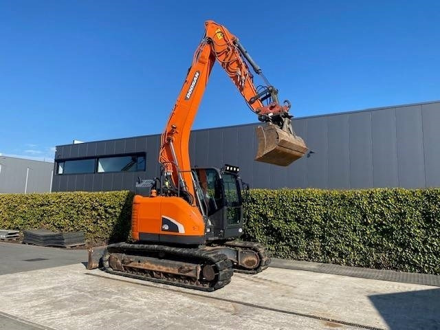 Doosan DX140LCR-5 - Гусеничный экскаватор: фото 5 Doosan DX140LCR-5 - Гусеничный экскаватор: фото 5