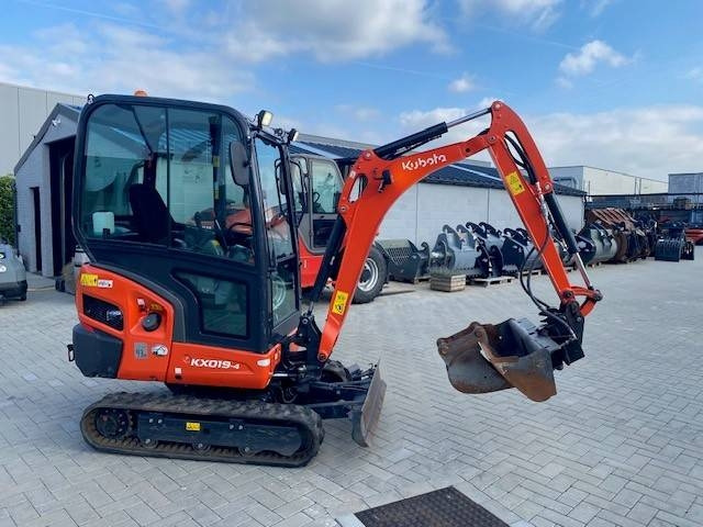 Kubota KX 019-4 - Мини-экскаватор: фото 1 Kubota KX 019-4 - Мини-экскаватор: фото 1