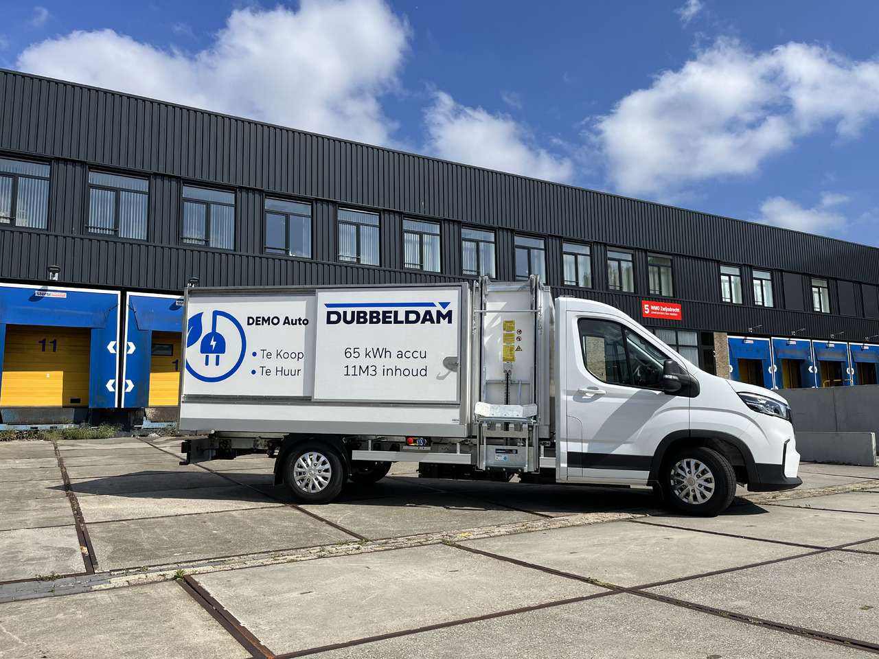 Maxus Delivery9 veegvuil zijbelader - Малотоннажный самосвал, Электрический фургон: фото 3 Maxus Delivery9 veegvuil zijbelader - Малотоннажный самосвал, Электрический фургон: фото 3