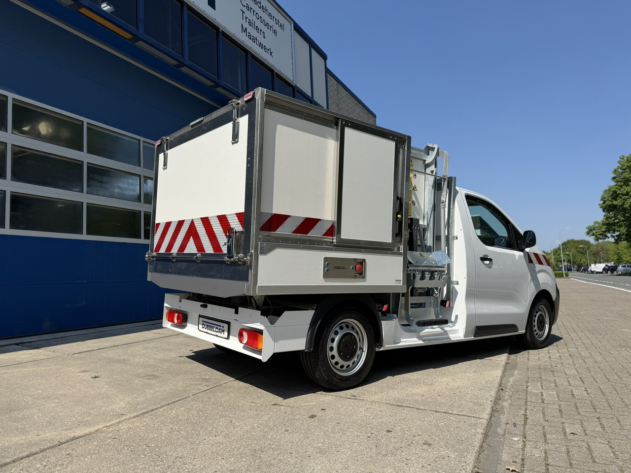 Opel E-Vivaro Sammelfahrzeug - Малотоннажный самосвал, Электрический фургон: фото 3 Opel E-Vivaro Sammelfahrzeug - Малотоннажный самосвал, Электрический фургон: фото 3