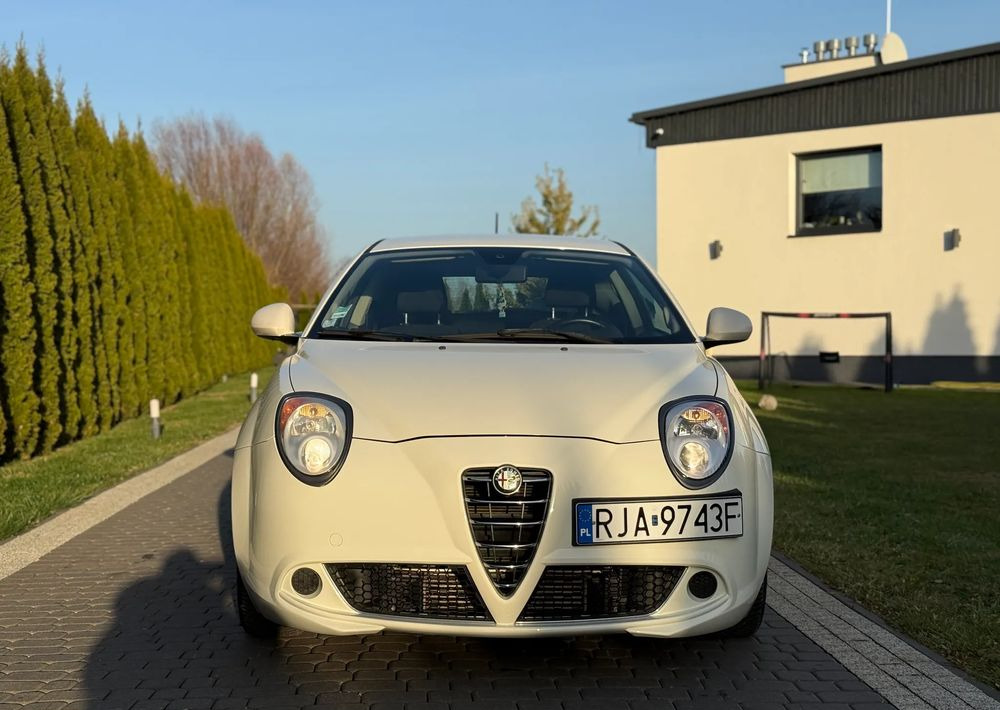 Alfa Romeo Mito - Легковой автомобиль: фото 2 Alfa Romeo Mito - Легковой автомобиль: фото 2
