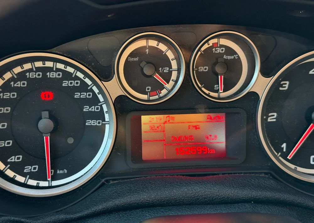 Легковой автомобиль Alfa Romeo Mito: фото 12