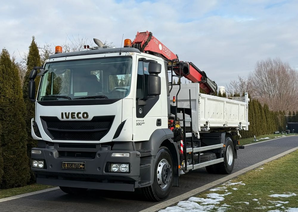 Iveco STRALIS 330 / 4x2 / FASSI F135 / WYWROTKA - Самосвал: фото 3 Iveco STRALIS 330 / 4x2 / FASSI F135 / WYWROTKA - Самосвал: фото 3