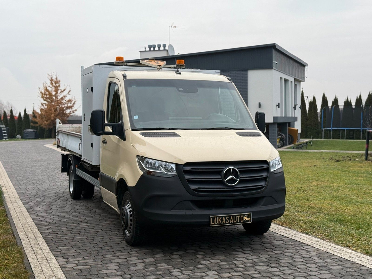 Mercedes-Benz SPRINTER TIPPER - Малотоннажный самосвал: фото 3 Mercedes-Benz SPRINTER TIPPER - Малотоннажный самосвал: фото 3