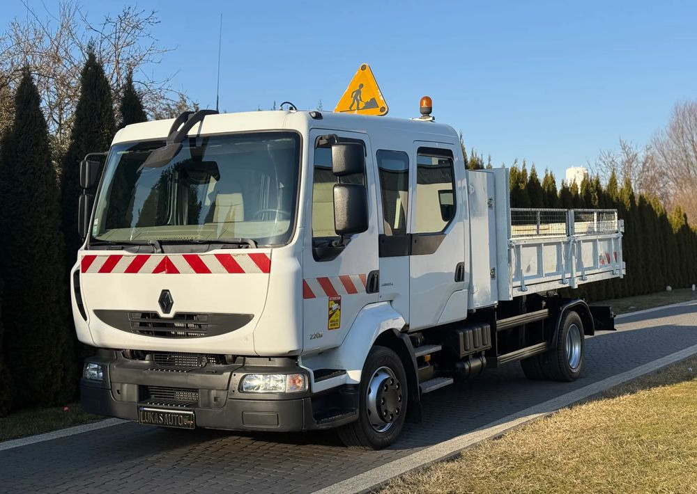Renault MIDLUM 220 12 T WYWROTKA 6 MIEJSC - Самосвал: фото 2 Renault MIDLUM 220 12 T WYWROTKA 6 MIEJSC - Самосвал: фото 2