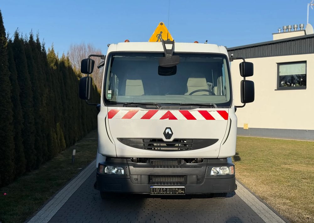 Renault MIDLUM 220 12 T WYWROTKA 6 MIEJSC - Самосвал: фото 3 Renault MIDLUM 220 12 T WYWROTKA 6 MIEJSC - Самосвал: фото 3