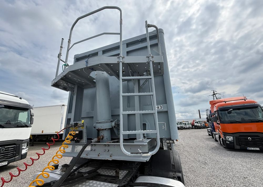 Stas 51 m3 OSIE MERCEDES PODNOSZONA OŚ - Самосвальный полуприцеп: фото 2 Stas 51 m3 OSIE MERCEDES PODNOSZONA OŚ - Самосвальный полуприцеп: фото 2