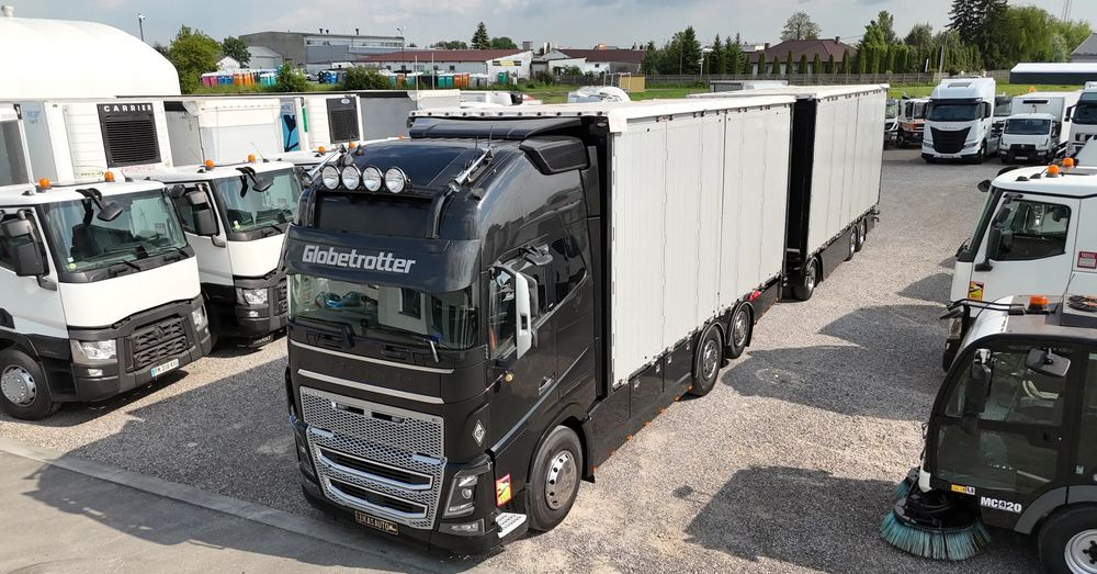 Volvo FH16 660 HP TANDEM 6x2 LIMITED EDITION - Тентованный грузовик: фото 3 Volvo FH16 660 HP TANDEM 6x2 LIMITED EDITION - Тентованный грузовик: фото 3