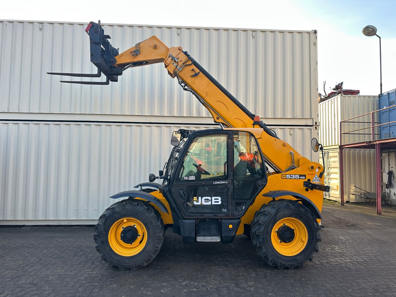 JCB 535-95 / 2017 BJ / 2.845 H / 9.5 Meter - Телескопический погрузчик: фото 2 JCB 535-95 / 2017 BJ / 2.845 H / 9.5 Meter - Телескопический погрузчик: фото 2