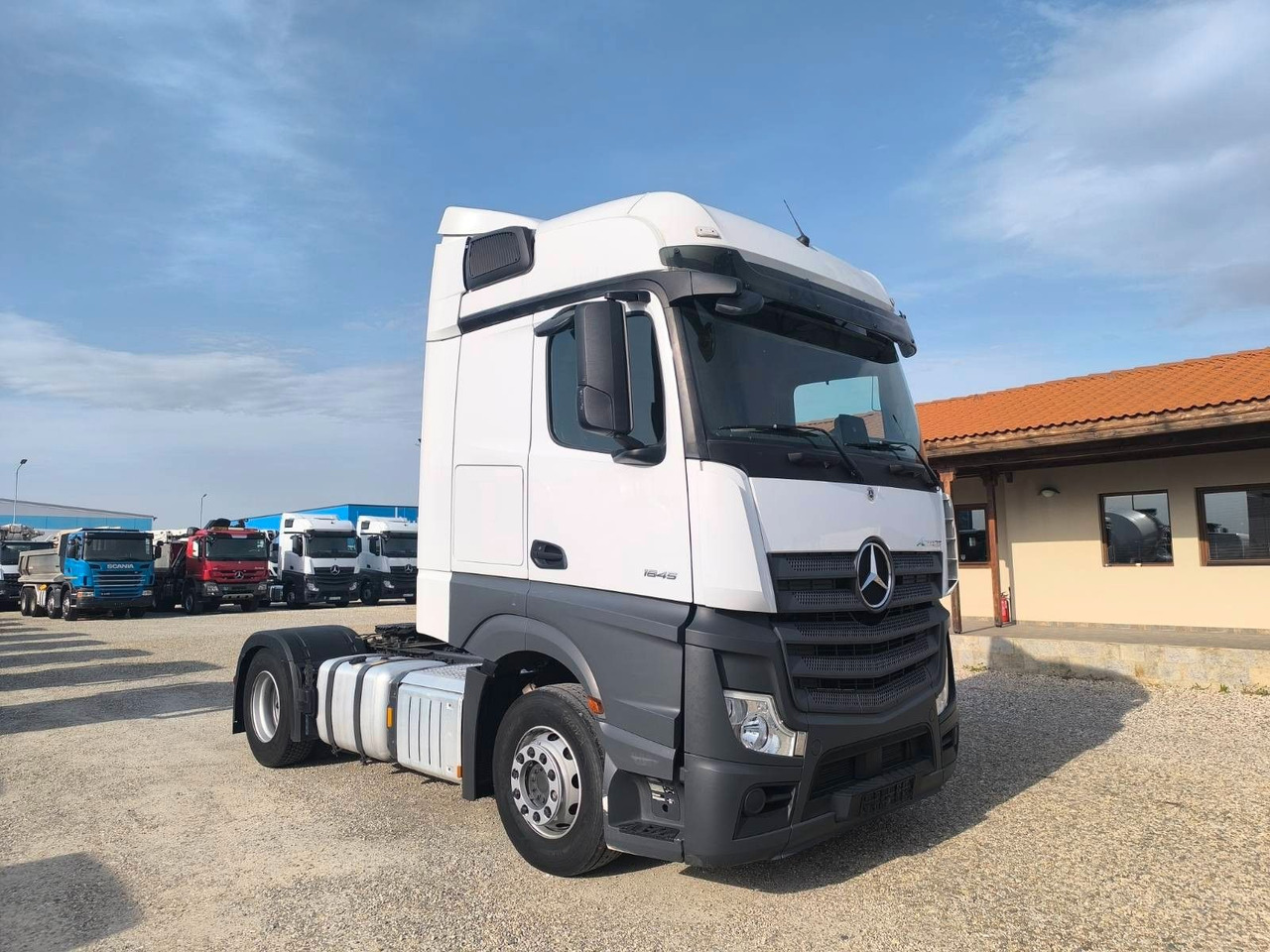 Mercedes-Benz Actros 1845 - Тягач: фото 1 Mercedes-Benz Actros 1845 - Тягач: фото 1