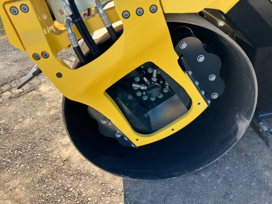 Дорожный каток BOMAG DE BW 151 AD-50 Stage IIIa/TIER3: фото 23
