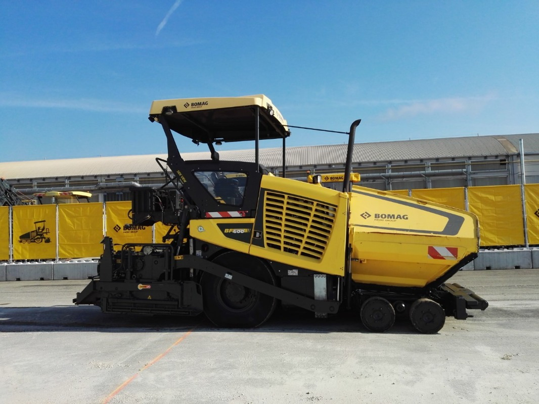 BOMAG IT BF 600 P-2 S500 Stage IV/Tier 4f - Асфальтоукладчик: фото 5 BOMAG IT BF 600 P-2 S500 Stage IV/Tier 4f - Асфальтоукладчик: фото 5